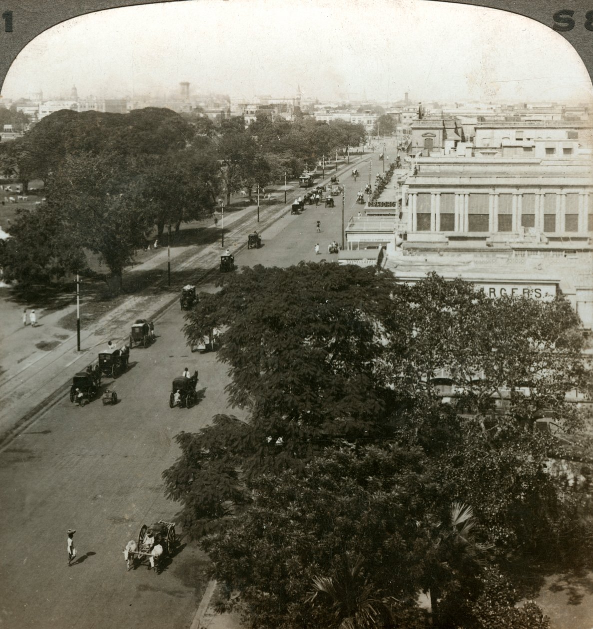 Chowringhee Road, Calcutta, India, c1900s by Underwood and Underwood