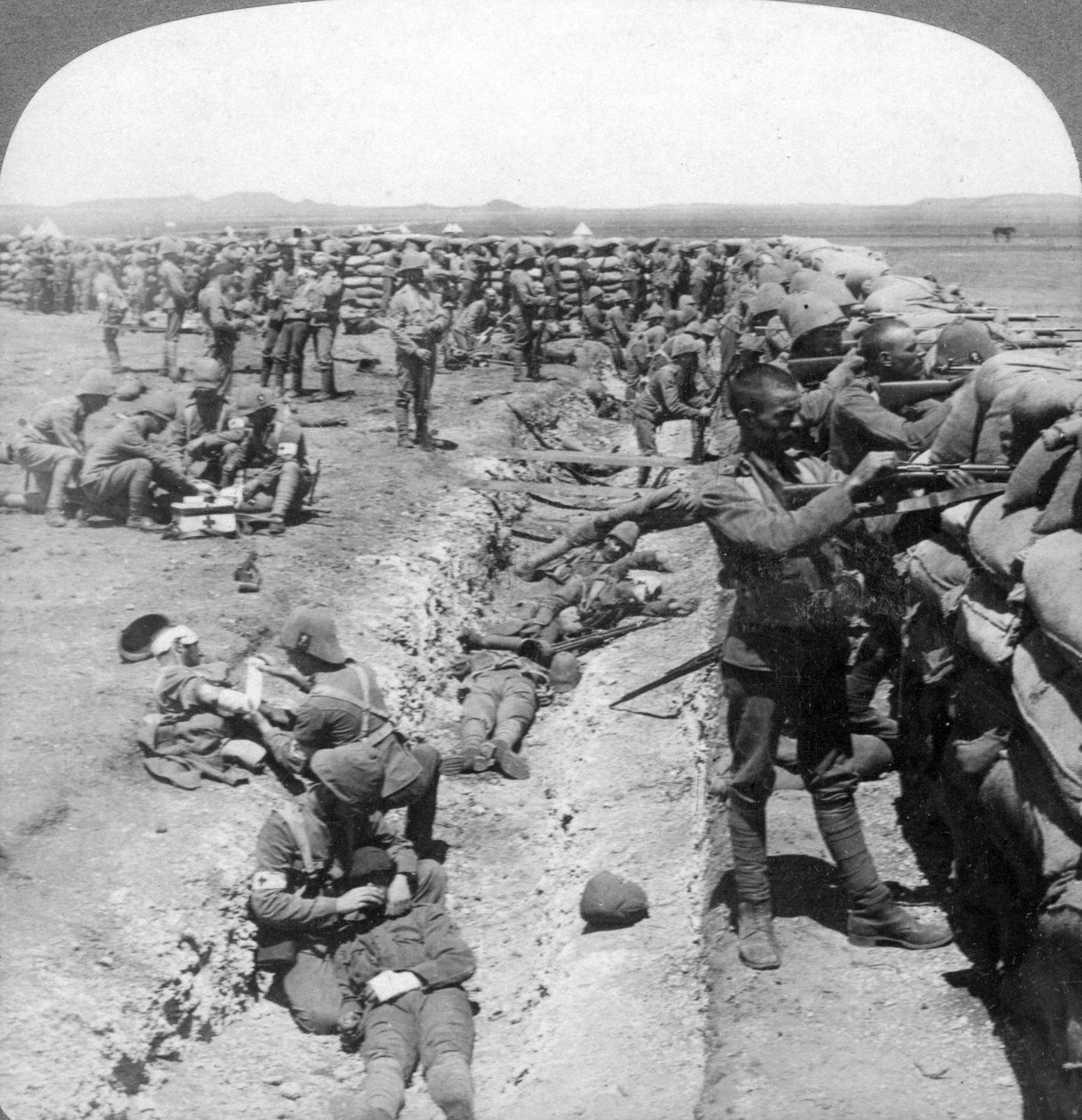 Royal Munster Fusiliers fighting at Honey Nest Kloof, South Africa by Underwood and Underwood