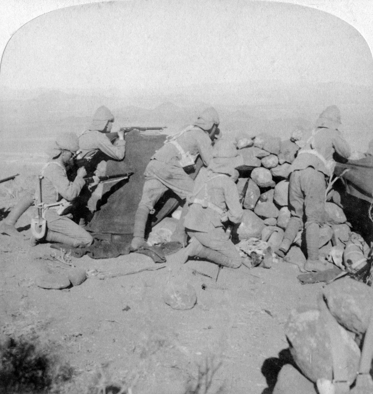 Troops Defending New Zealand Hill, Slingersfontein, South Africa by Underwood and Underwood