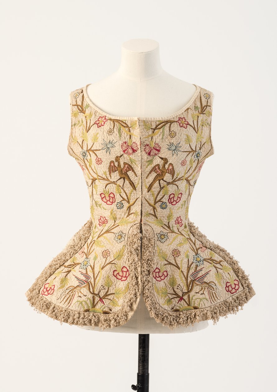 Green and pinks linen embroidered woman