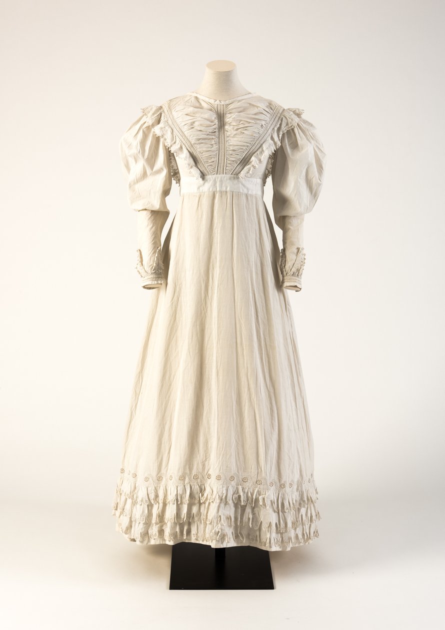 White cutwork hand-embroidered cotton dress, 1824 by Unbekannt Unbekannt