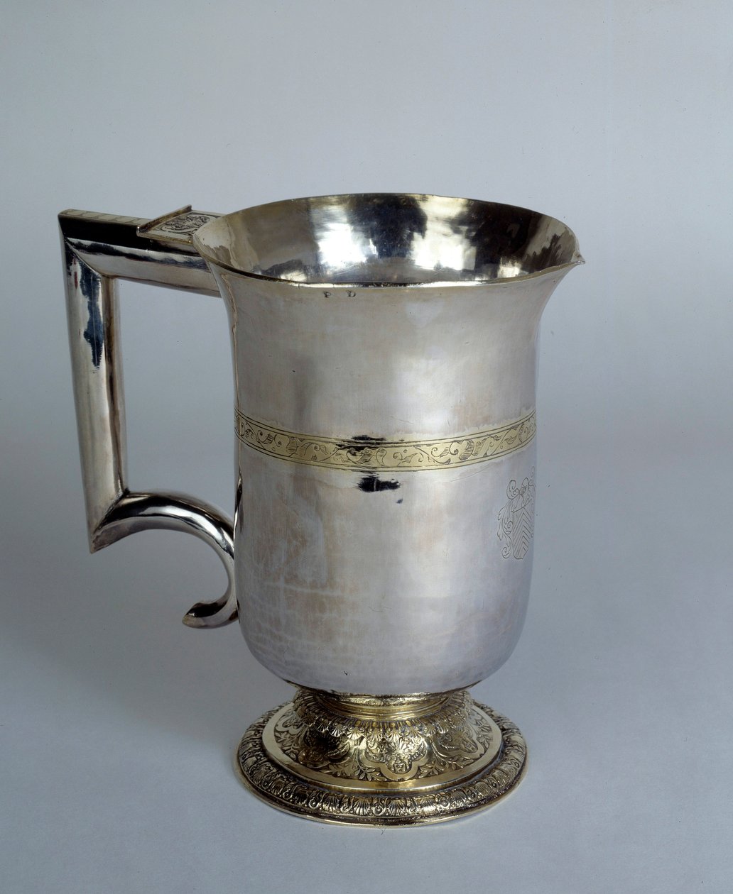 Aiguiere with a Straight Handle in Silver and Gold by Unknown artist