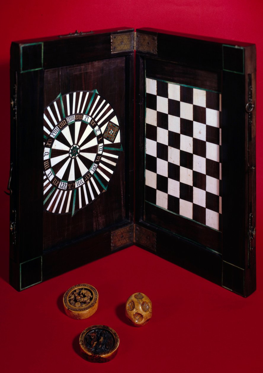 Game Box Made of Walnut, Ivory and Ebony by Unknown artist