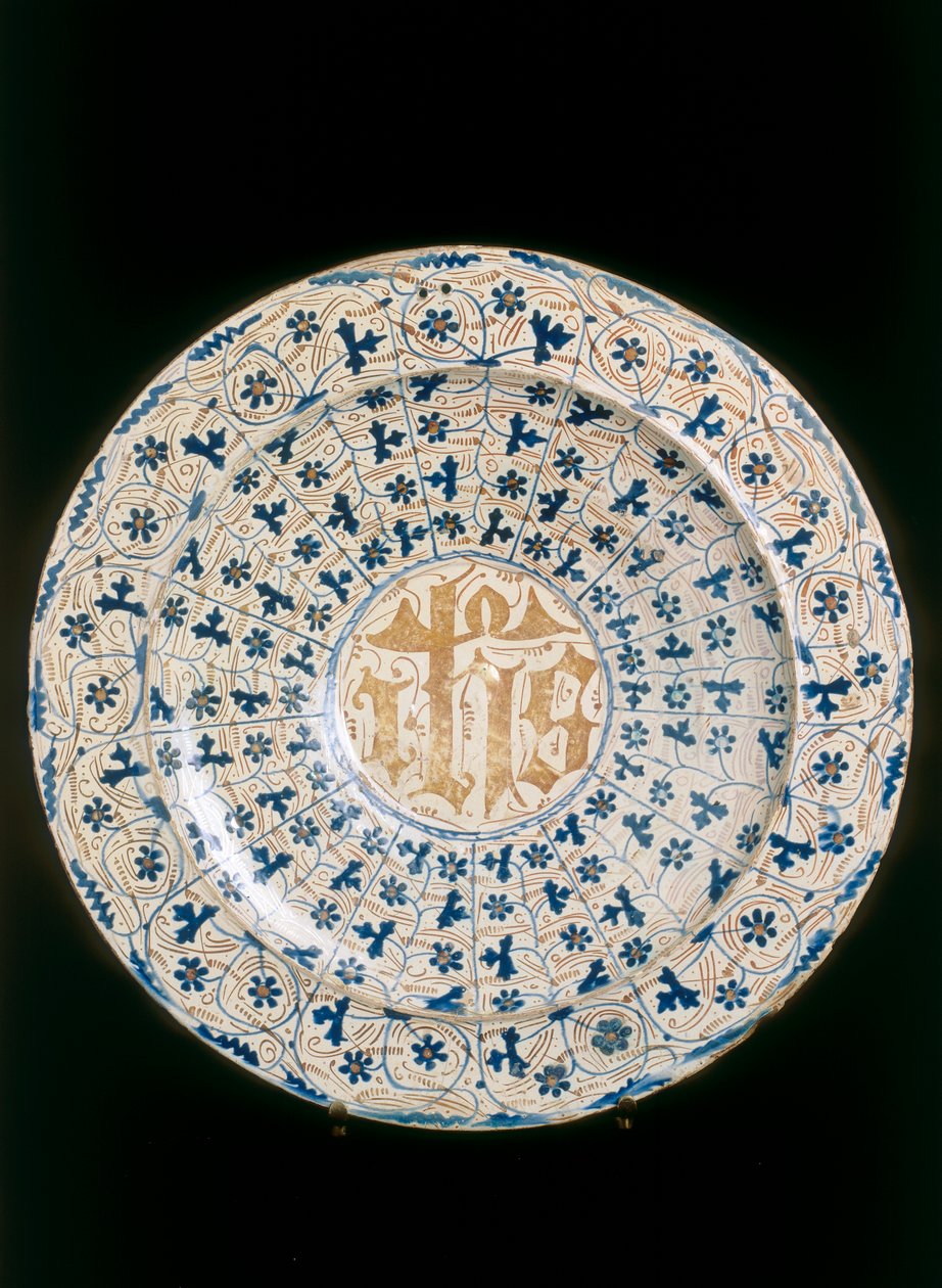 Plate with crystalized monogram, Valencia manufacture by Unknown artist