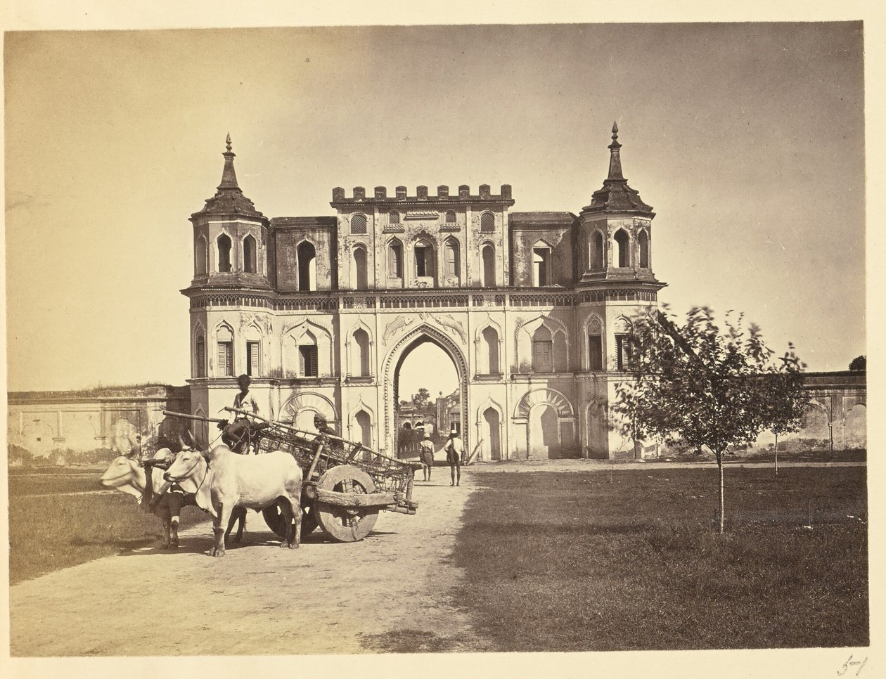Gateway to the Moti Mahal, Lucknow by Unknown artist
