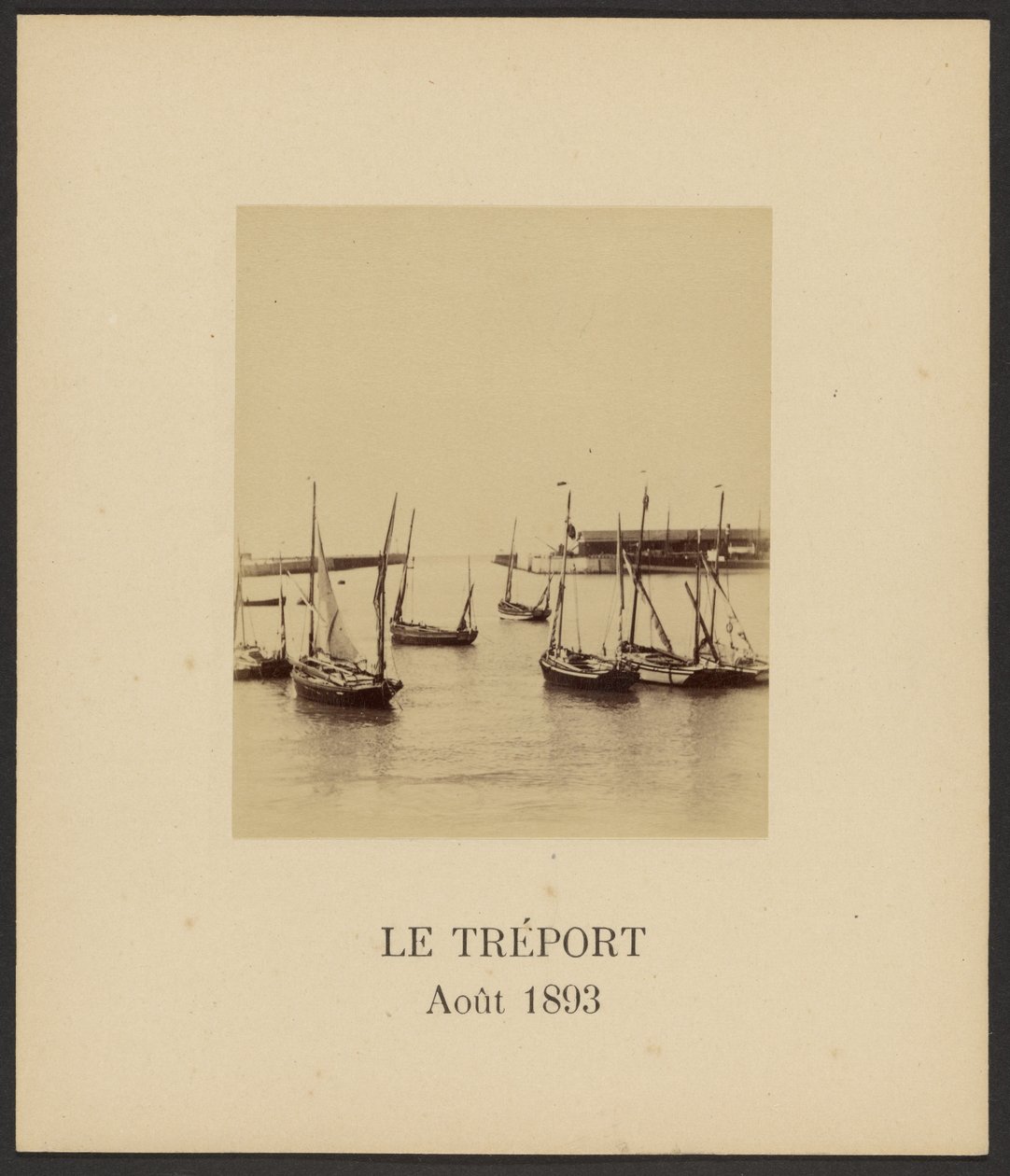 Le Tréport by Unknown artist