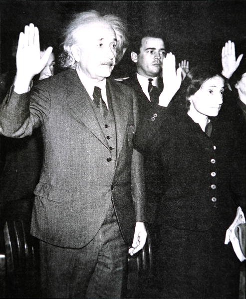 Albert Einstein with his step-daughter Margot taking the oath of US Citizenship, New Jersey by Unknown photographer