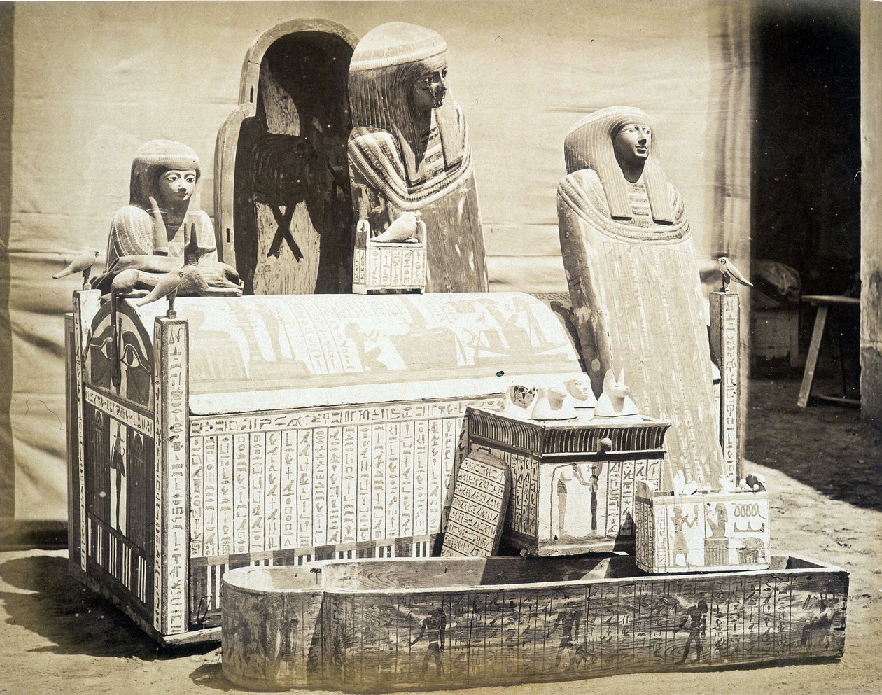 Archaeological Statues Found in Egypt - in 