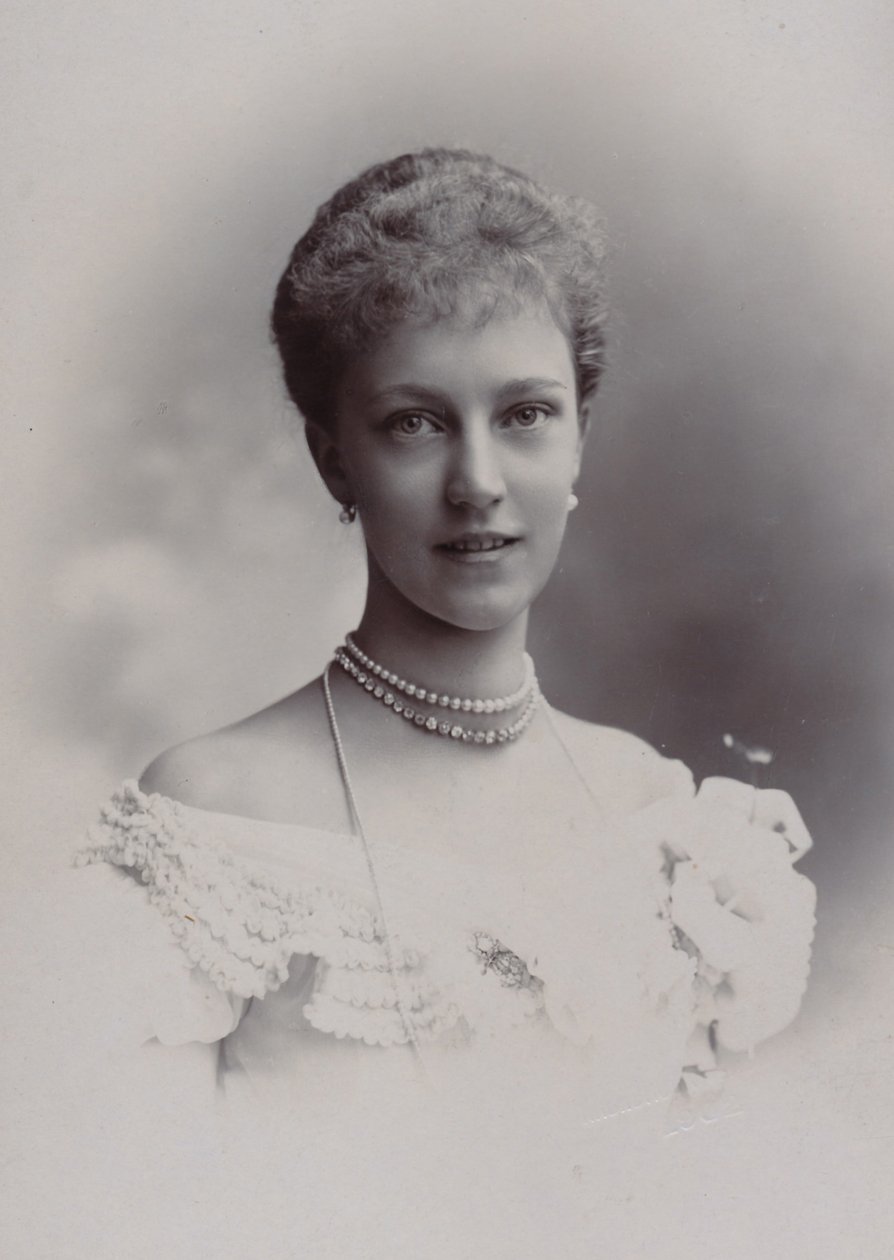 Archduchess Elisabeth Marie Henriette Stephanie Gisela of Austria (2 September 1883 – 16 March 1963) by Unknown photographer