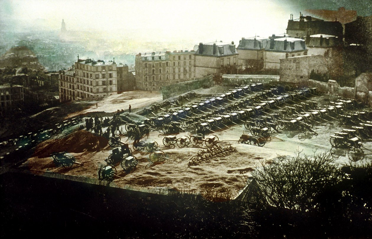 In Montmartre Big Guns of Government Posing a Threat to Paris March 18 by Unknown photographer