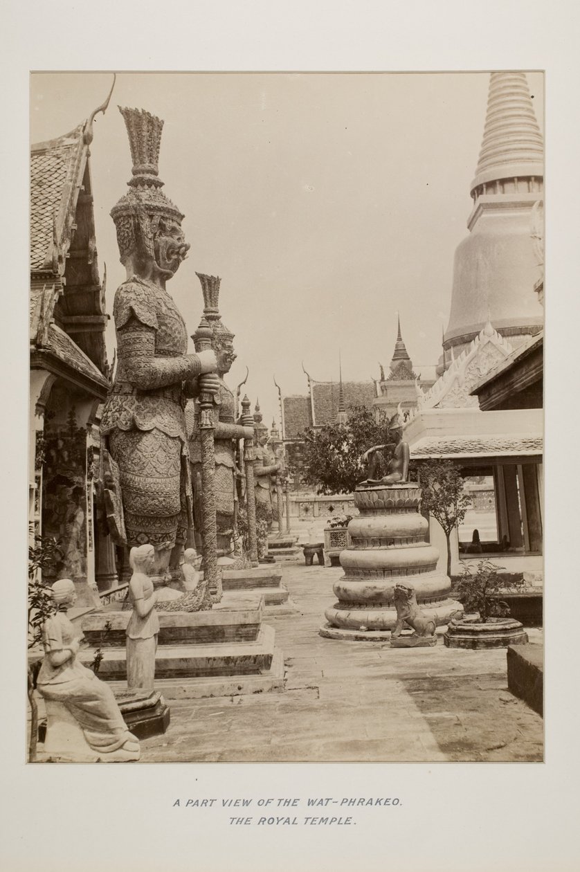 Photograph in photograph album by Unknown photographer