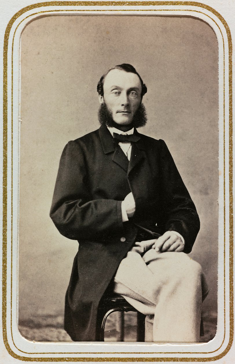 Portrait of a man, carte de visite; the support contains the indication Robert Ditzinger (1826-1891) by Unknown photographer