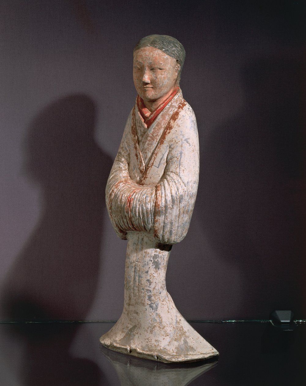 Lady in a standing position by Western Han Dynasty Chinese School