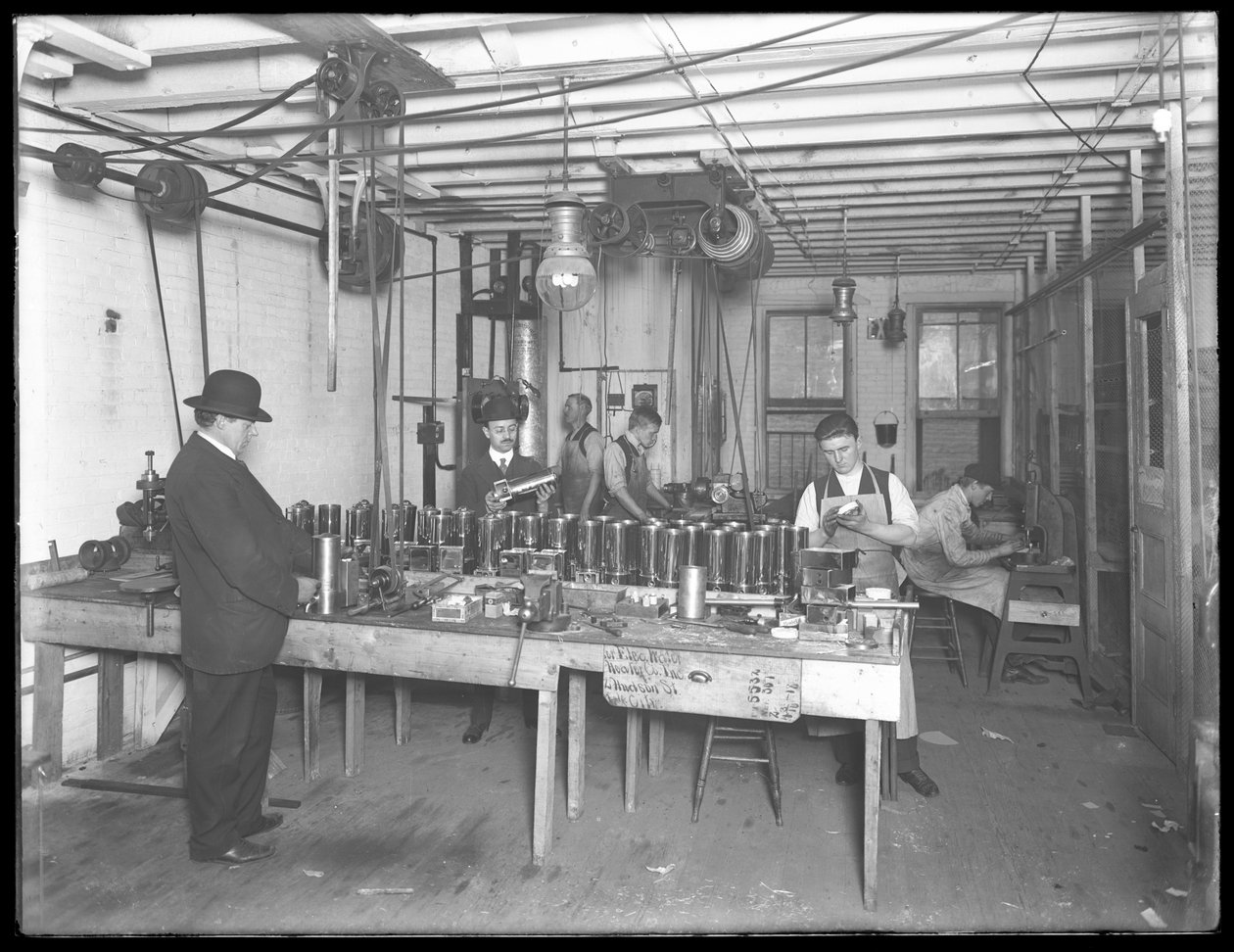 Sixth Floor Workshop, Geyser Electric Water Heater Company, New York City by William Davis Hassler