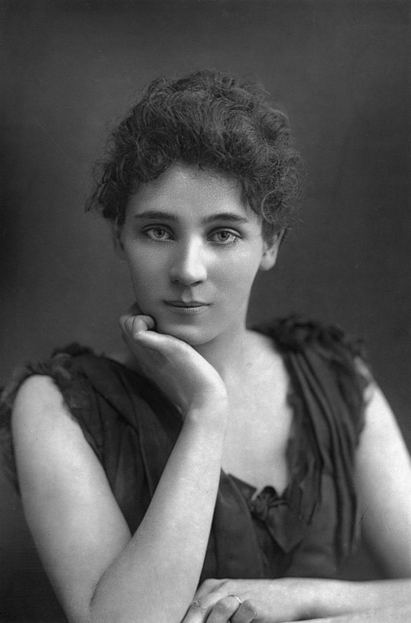 Elizabeth Robins 1862-1952, American actress, playwright, novelist, and suffragette, 1893 by William and Daniel Downey