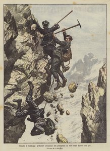 Disaster in the mountains, university professors falling a thousand meters during a trip