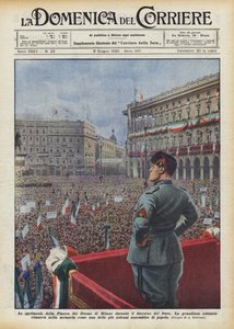The spectacle of Piazza del Duomo in Milan during the speech of the Duce