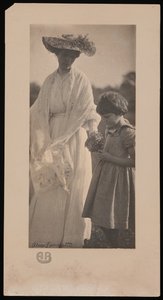 Photo of Agnes Pelton with Young Cousin at Agnes