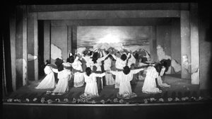 Villa Rosa Maltoni Mussolini: female students performing