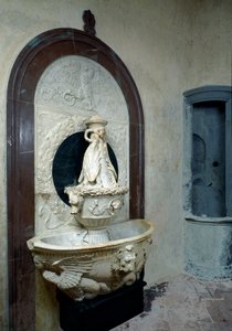 Holy water font with Medicean heraldic elements by Andrea del (attr. to) Verrocchio