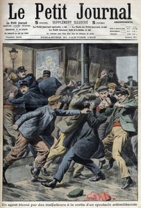 A policeman injured during antimilitarist show in Aubervilliers, frontpage of newspaper Petit Journal January 31