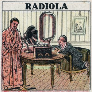 Wireless telephony: Radiola radio set. Anonymous illustration from 1925. Private collection.