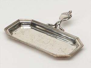 Candle snuffer tray, Board of Ordnance, c.1696 by Anthony Nelme