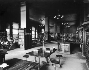 John Crerar Library, Chicago, Illinois, USA, c.1900 by Barnes and Crosby