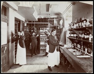 A pantry at the Hotel Manhattan, 1902