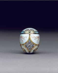 Rare jewelled two-colour egg bonbonnière, 1896-1908 by Carl Fabergé