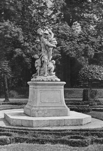 East Side of the South Garden