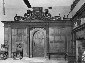 Screen in the Lower Hall, Date 1558