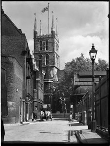 Southwark Cathedral, Montague Close, Southwark, Greater London Authority, 1930s by Charles William Prickett
