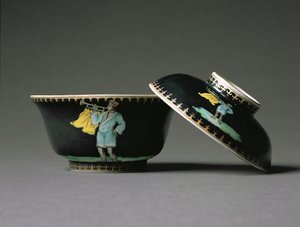 A sugarbowl and cover, Qianlong Period (1736-95) c.1740