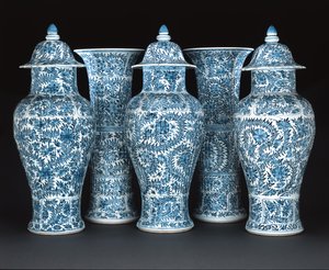 Blue and white garniture, Kangxi period