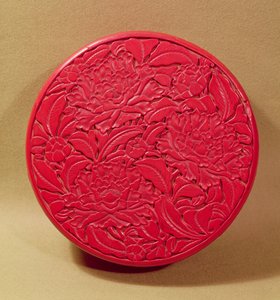 Red lacquer box decorated with peonies, c.1426-35