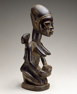 Mother and child figure, Nigeria, late 19th century by Yoruba Culture