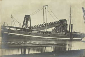 Dredger by Dorp