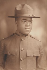 Photographic portrait of Lt. Charles J. Blackwood, 1914-1918 by Duce and McClymonds