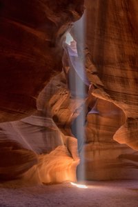Sunbeam in Slot Canyon by EDUARDO LLERANDI