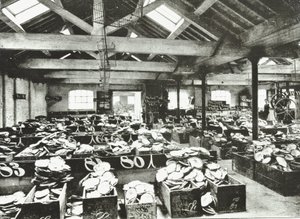 Bull Wharf, Interior of the Shell Warehouse, London, 1890