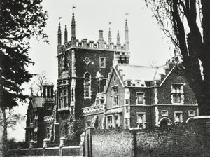 Elizabethan School, Broomhouse Lane: exterior by English Photographer