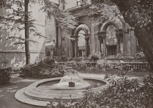 Garden Court, Bank of England by English Photographer