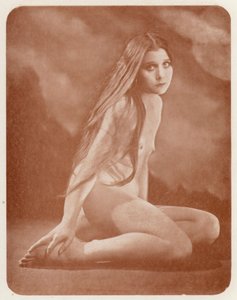 Nudist Art: Dolores by English Photographer