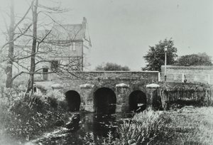 Roe Bridge, Mitcham Lane, 1897 by English Photographer