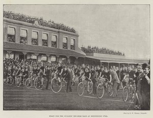 Start for the Cyclists