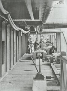 Woolwich Ferry: North Pontoon Hydraulic Lever Platform, 1896 by English Photographer