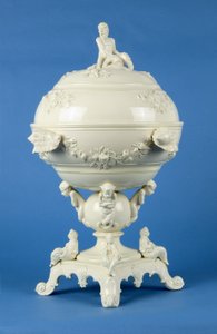 Cocklepot on Stand, Leeds, c.1790 by English School