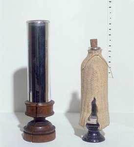 Dewar thermos vacuum flasks by English School