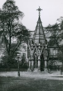 The Buxton Memorial Drinking Fountain, St Margaret